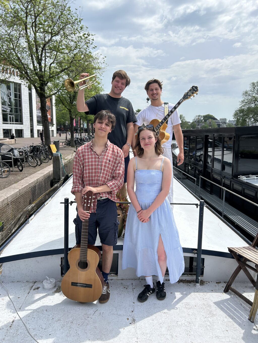 O Barco met Manon Zoer